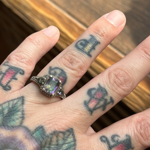 Beautiful Mystic Topaz Ring Set in Sterling Silver - Picture 7 of 11